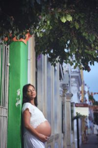 Ensaio Gestante. Locação: Centro histórico de Olinda.
